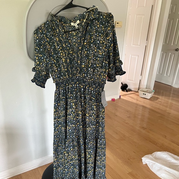 Max Studio Long Dress - Picture 2 of 3